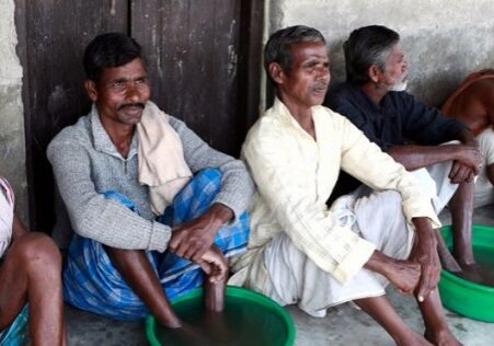 leprosy (167) 1200x370 People affected by leprosy soaking their feet